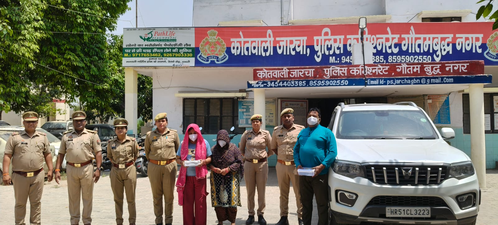 शातिर गैंग फर्जी बैनामे से बेंच देता था करोड़ों की जमीन:गैंग के तीन सदस्‍यों को पुलिस ने किया गिरफ्तार