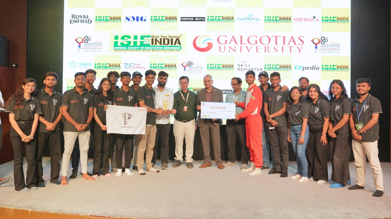 गलगोटिया में चल रही ई-बाइक फाइनल्स 2026 का समापन:डीवाई पाटिल यूनिवर्सिटी की टीम बनी ओवरऑल विजेता