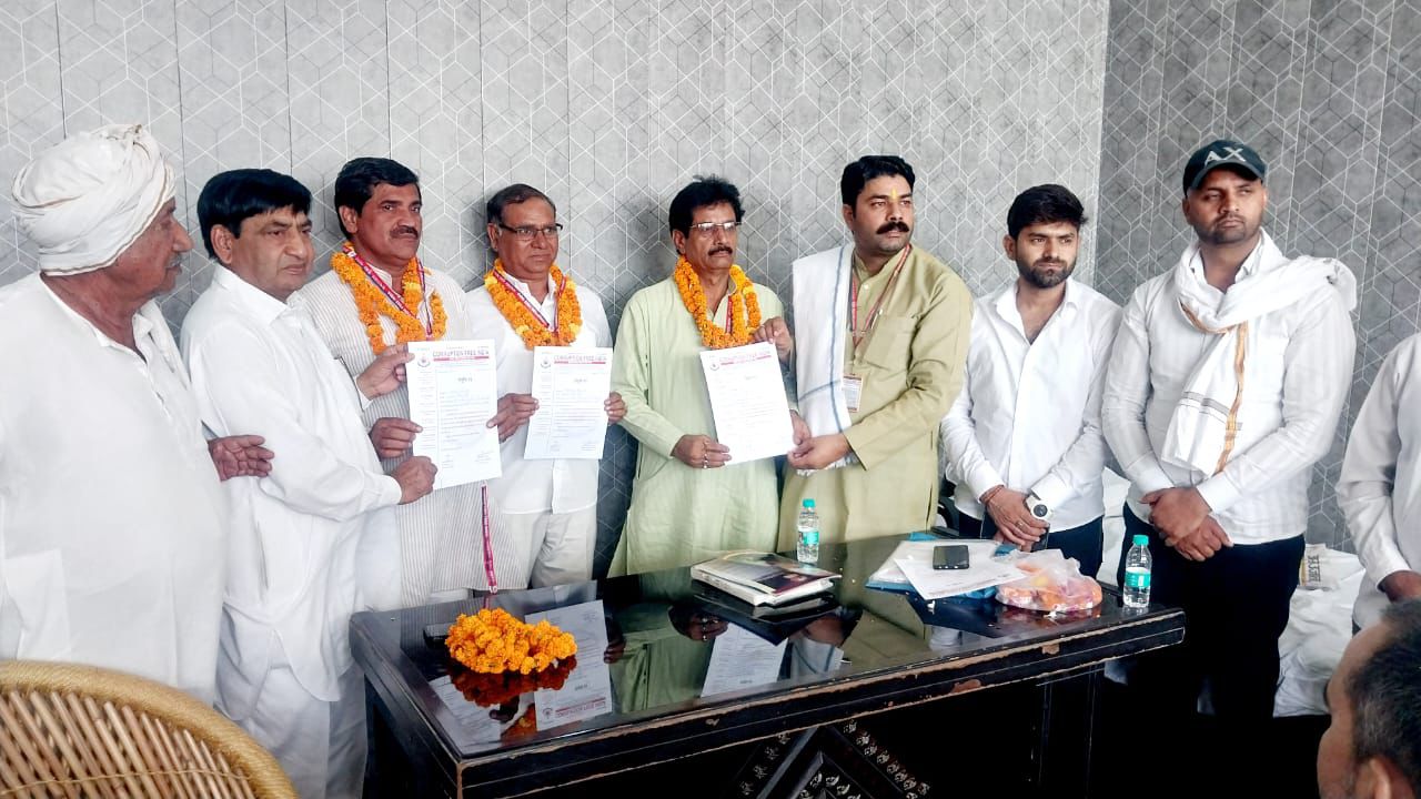 दनकौर में हुई करप्‍शन फ्री इंडिया संगठन की बैठक:भ्रष्टाचार के खिलाफ आंदोलन से जुड़े दर्जनों युवा