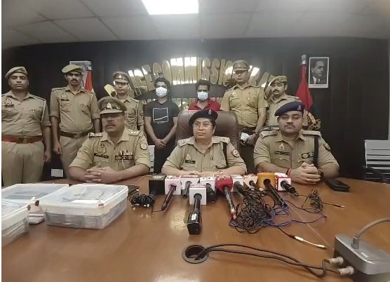 क्रिप्टोकरेंसी दिलाने के नाम पर ठगी करते थे ग्रेजुएट, दो युवक गिरफ्तार 11.49 लाख रुपये बरामद