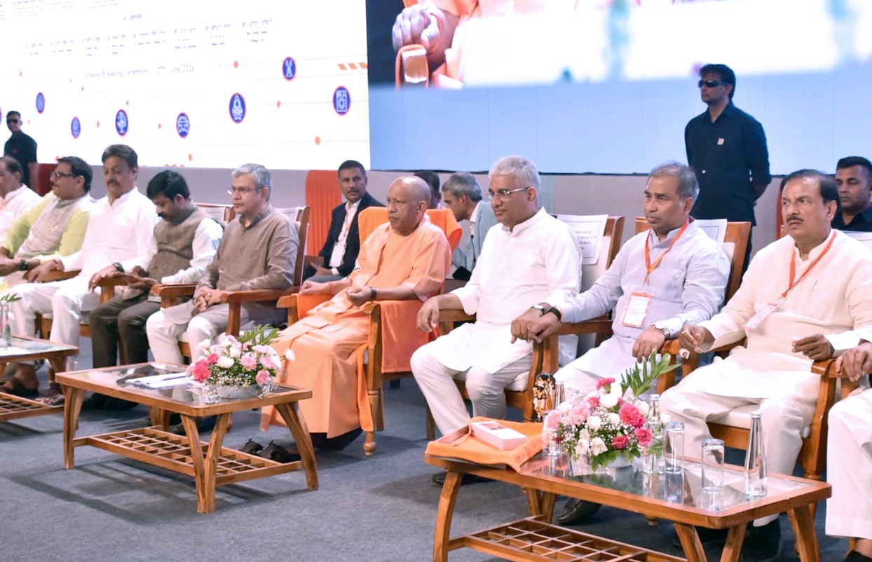 6785 करोड़ से स्थापित होगी अत्याधुनिक औद्योगिक इकाई:मुख्यमंत्री ने किया इलेक्ट्रॉनिक मैन्युफैक्चरिंग प्लांट का शिलान्यास