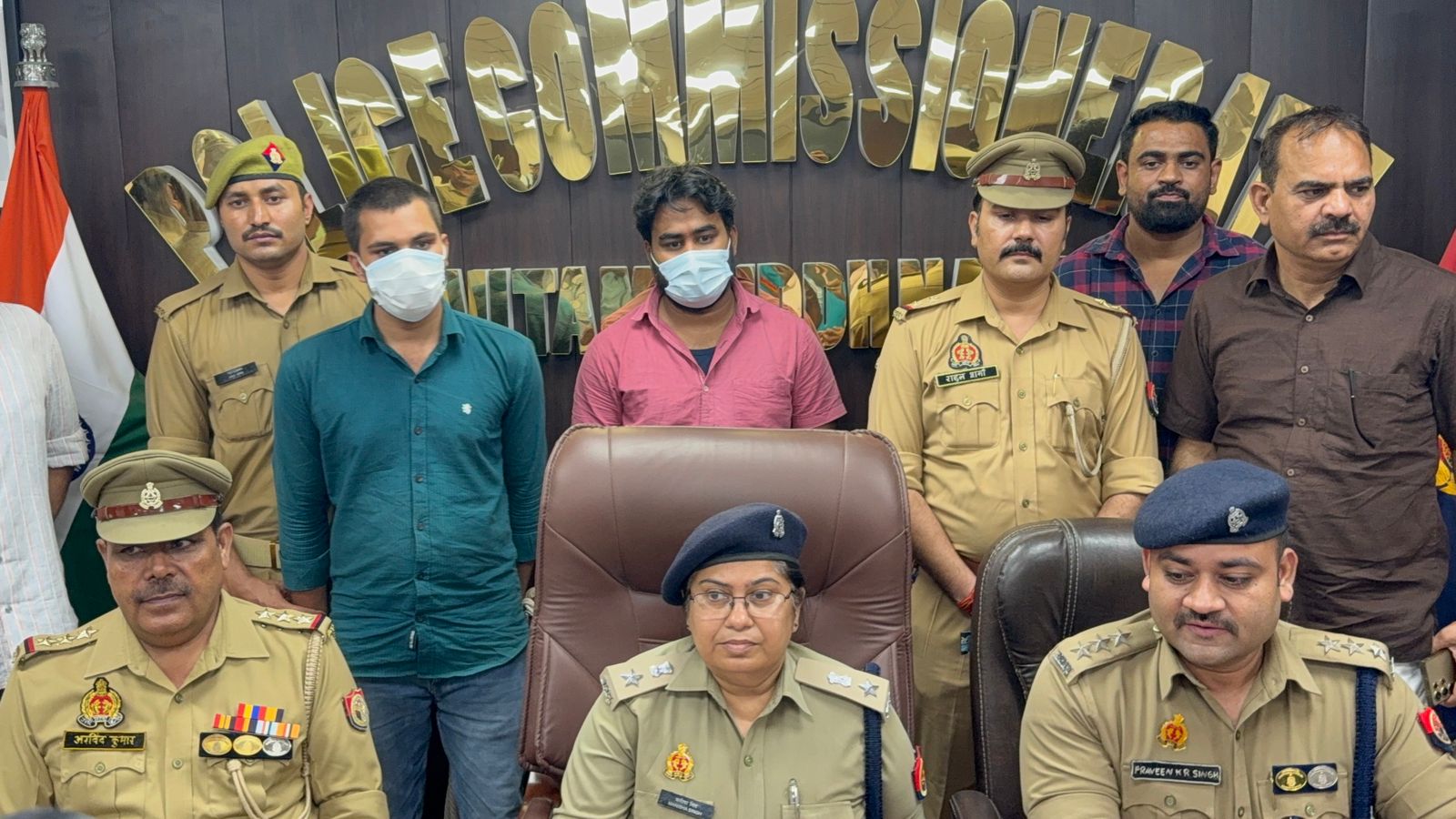 साड़ियों के पार्सल में छिपाकर हो रही थी हाई-केमिकल गांजे की तस्करी, दो गिरफ्तारी के साथ 25 लाख का माल बरामद