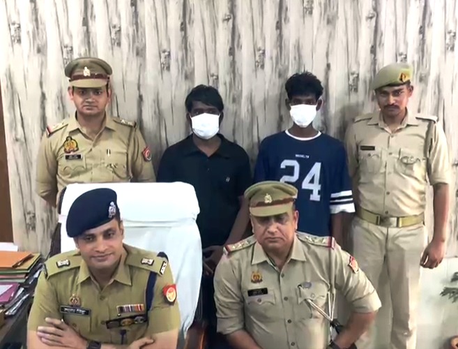 ऑटो में बैठाकर लूट लेते थे पैसा व अन्‍य सामान:सेक्‍टर-63 पुलिस ने दो बदमाशों को किया गिरफ्तार
