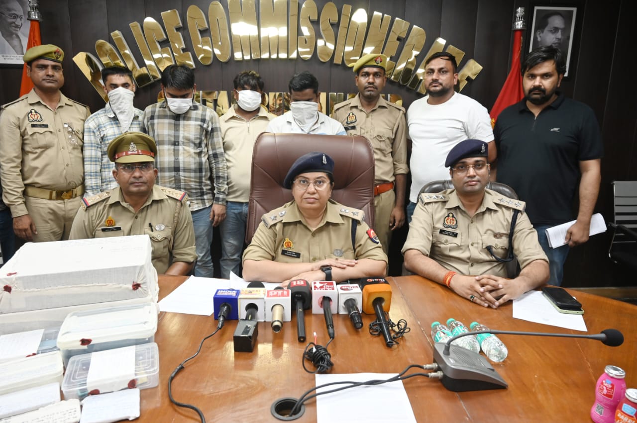 ऑपरेशन साइबर वज्र में पुलिस को मिली बड़ी सफलता:पुलिस ने दो फर्जी कॉल सेंटर का किया पर्दाफाश