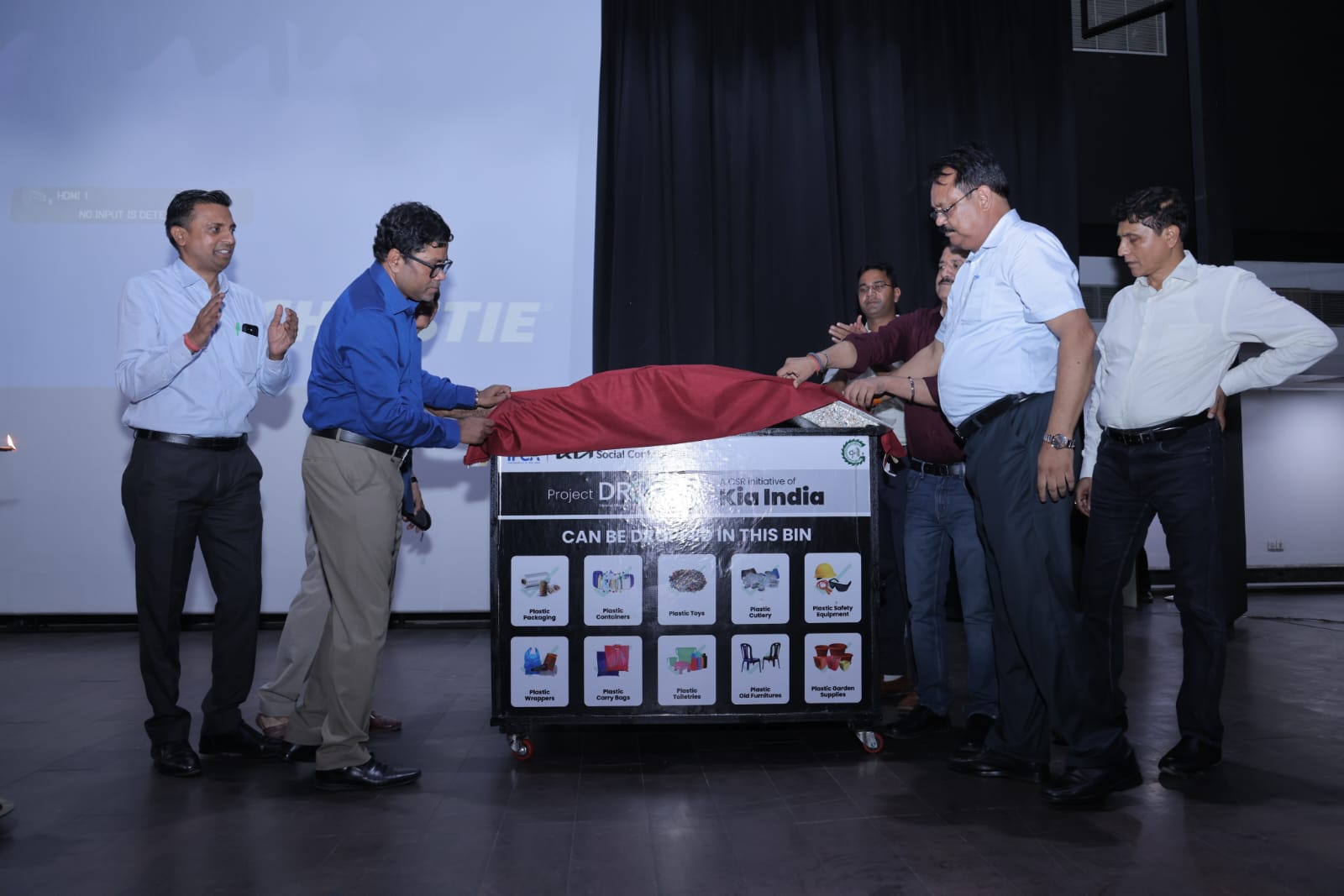 बल्क वेस्ट जेनरेट करने वाली 40 सोसायटी के लिए बना प्‍लान:चयनित सोसायटी में ग्रेटर नोएडा प्राधिकरण लगाएगा प्‍लास्टिक बिन