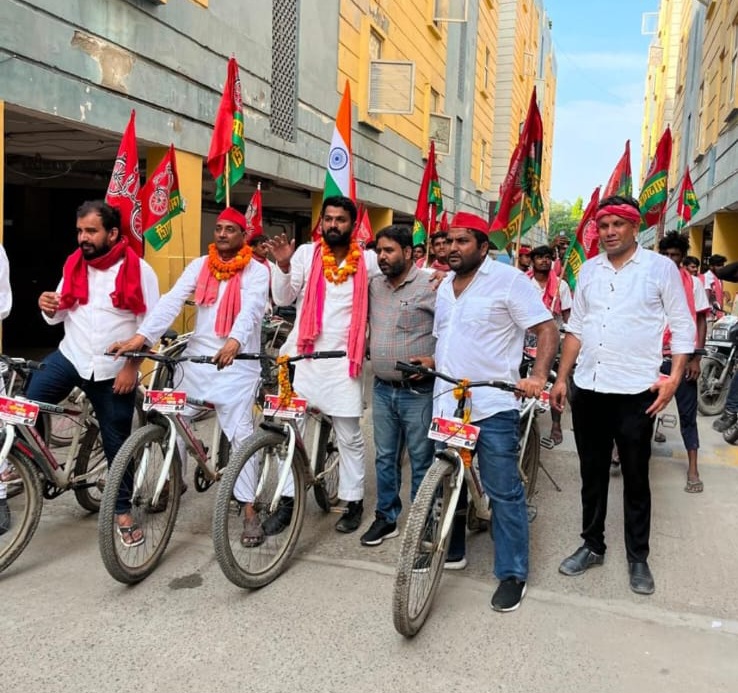 दादरी विधानसभा के सपा नेताओं को सता रहा डर:टिकट कटने के डर से परिवर्तन साइकिल यात्रा से बनाई दूरी