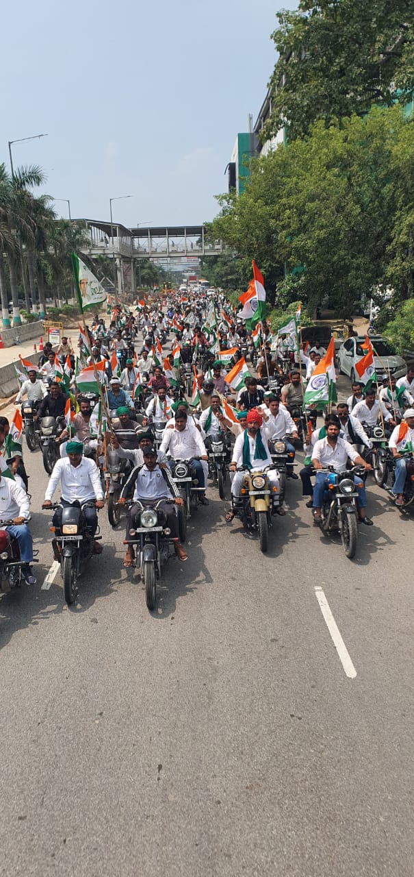 किसानों ने 24 अगस्‍त को दी महापंचायत की चेतावनी:18 अगस्‍त तक सभी मांगों को मानने का दिया समय