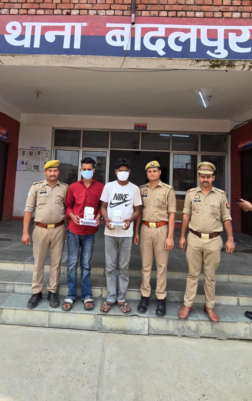 चोरी की तीन घटनाओं का खुलासा, लाखों की ज्वेलरी के साथ दो दबोचे गए