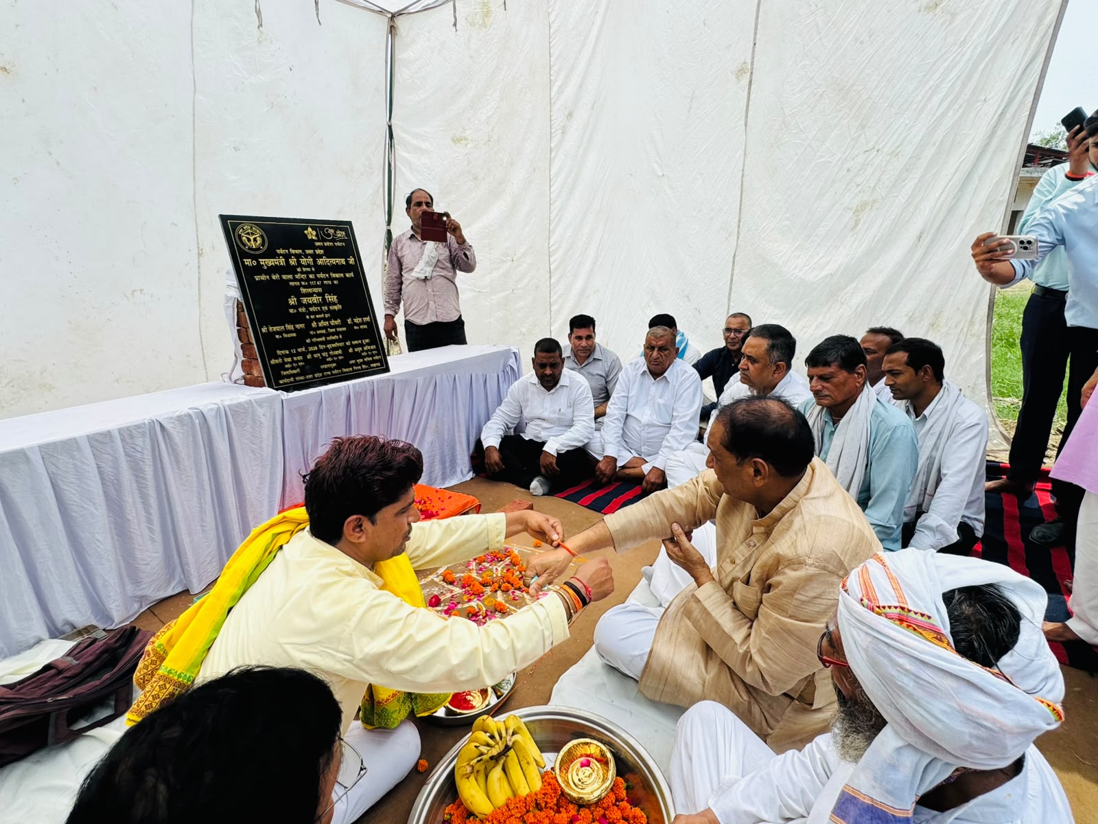 दादरी में दो करोड़ से होगा प्राचीन मंदिर का विकास:विधायक तेजपाल नागर ने किया विकास कार्य का शिलान्‍यास