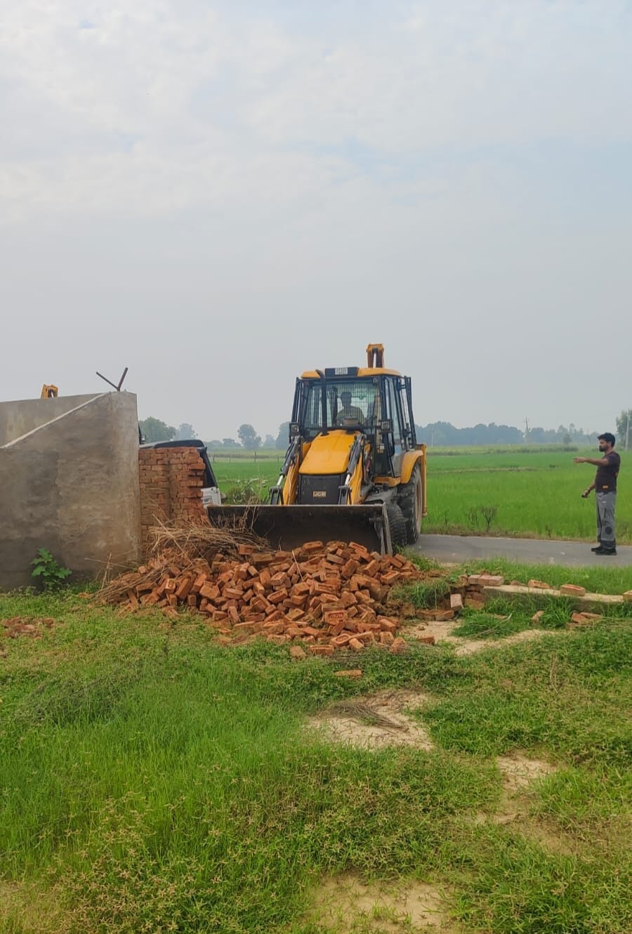 48 करोड़ की जमीन पर भू माफ‍िया का था कब्‍जा:ग्रेटर नोएडा प्राधिकरण ने 24 हजार वर्गमीटर जमीन कराई कब्‍जा मुक्‍त