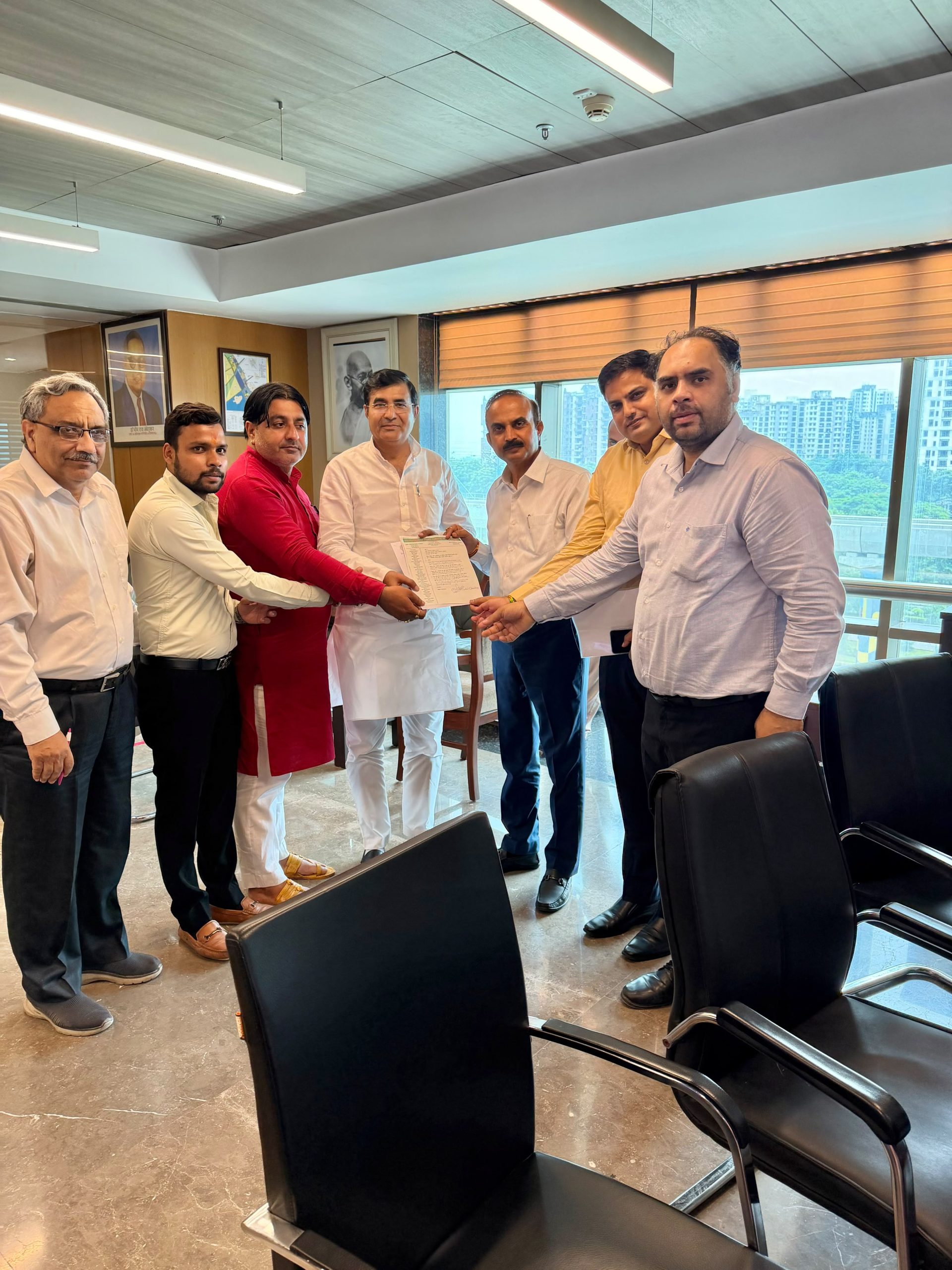 फेडरेशन ने प्राधिकरण के सामने रखा समस्‍याओं का पिटारा:शिकायत के बाद भी समस्‍या हल न होने पर जताई नाराजगी