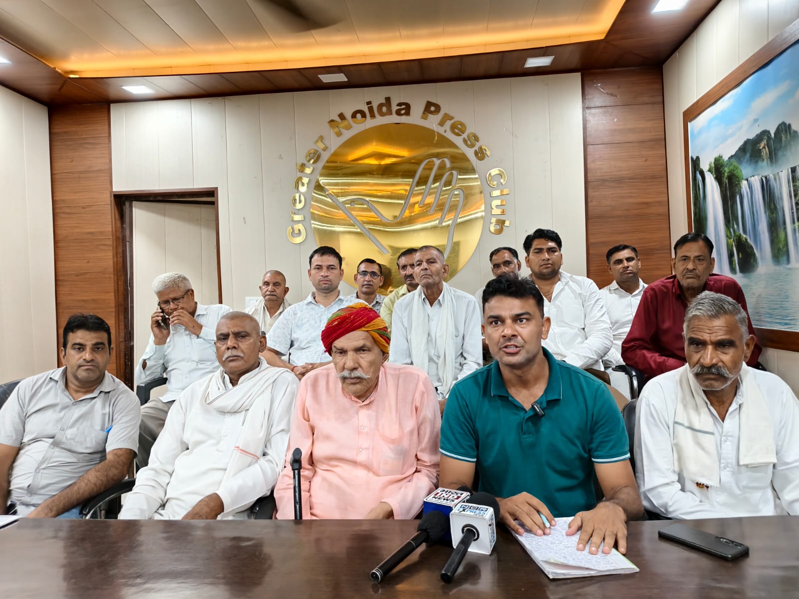 हक के लिए 44 गांव के किसानों ने लिया बड़ा निर्णय:2 सितंबर को निकालेंगे शांतिपूर्ण पैदल मार्च