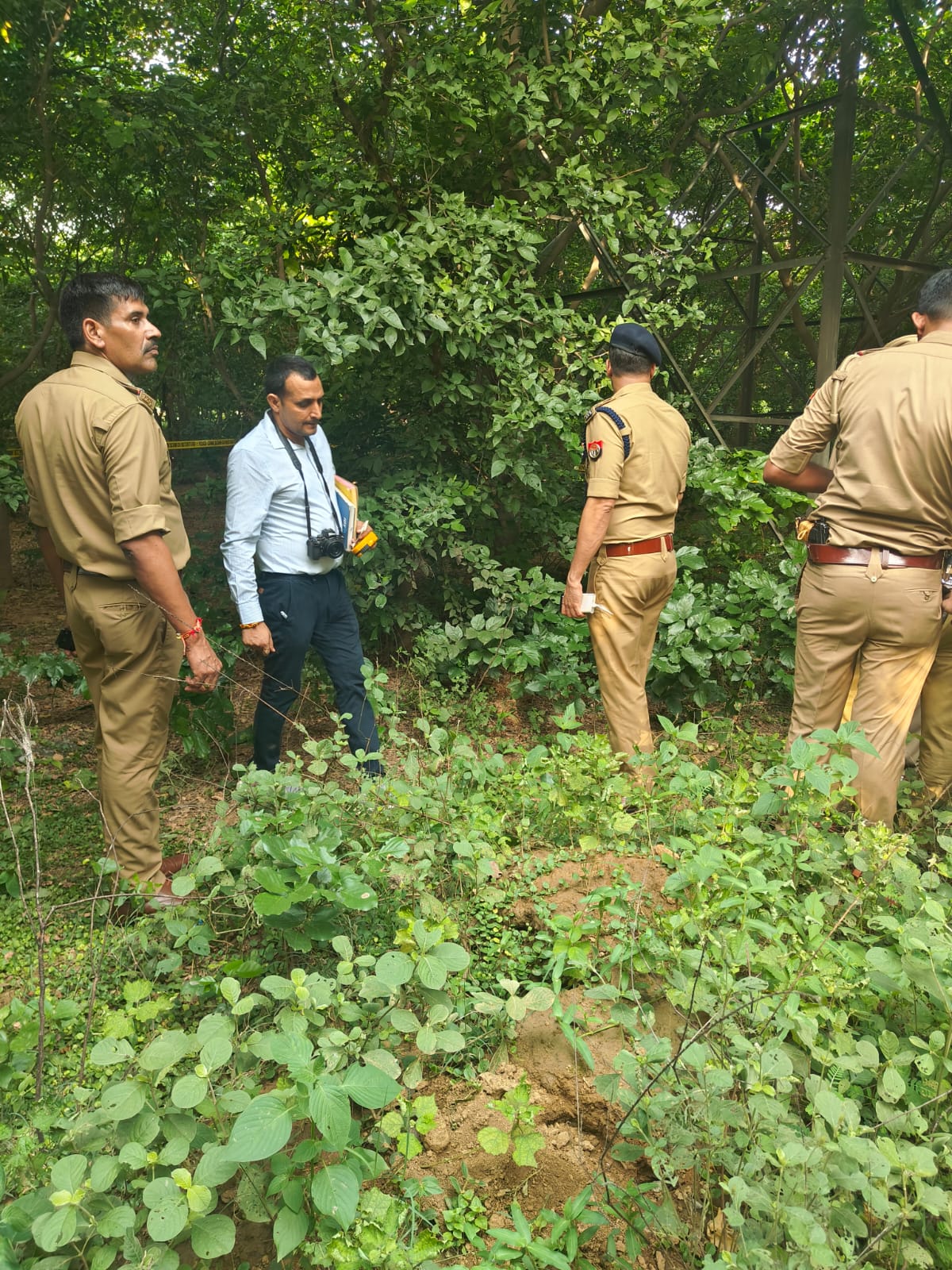 छह साल की मासूम की हत्या का आरोपी पुलिस मुठभेड़ में ढेर, हेड कांस्टेबल गोली लगने से घायल