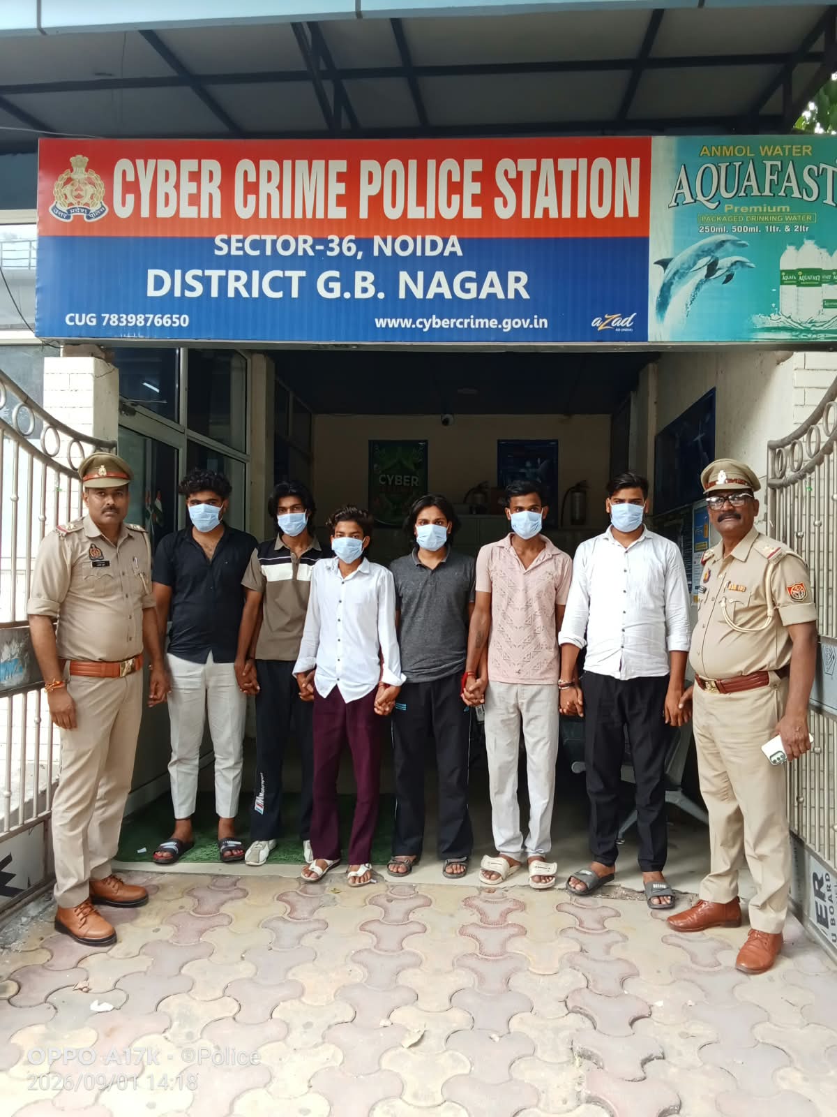 प्राइवेट लोन एप से कर्ज लेने वालों को न्यूड फोटो भेजकर करते थे ब्लैकमेल, छह साइबर ठग दबोचे गए