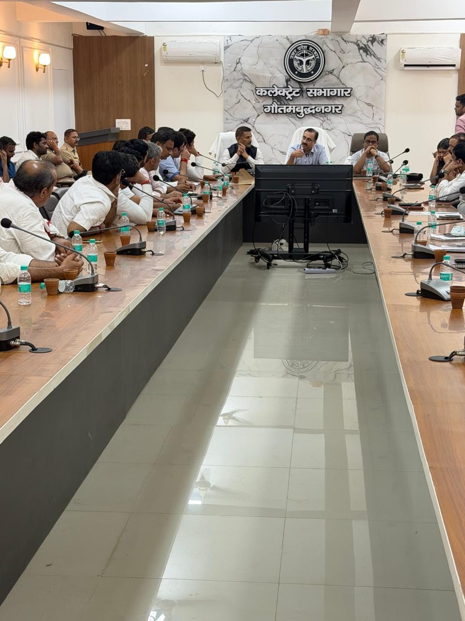 तीन घंटे की मैराथन बैठक के बाद 5 अक्‍टूबर तक धरना स्‍थगित:किसान संघर्ष मोर्चा ने 6 अक्‍टूबर से पक्‍के धरने की दी चेतावनी