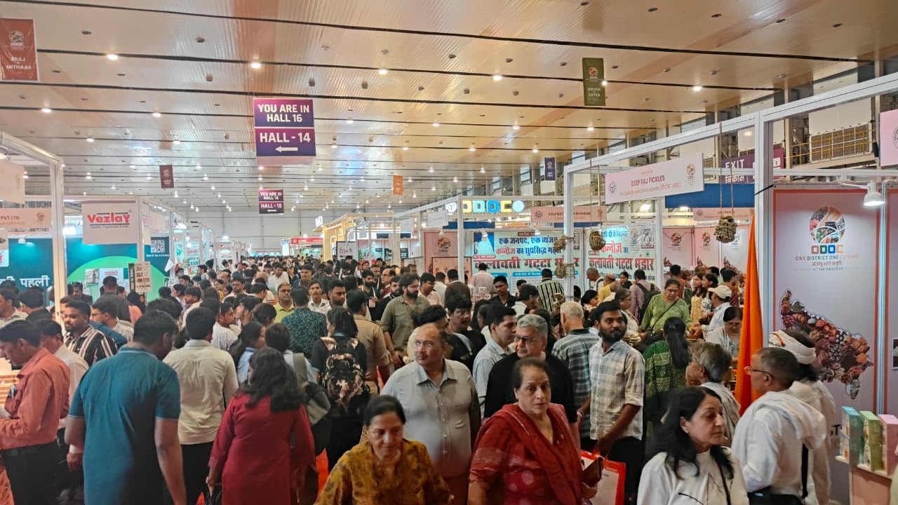 योगी सरकार के विजन को मिला वैश्विक मंच : यूपी ट्रेड शो में 5,500 करोड़ के व्यापारिक समझौते