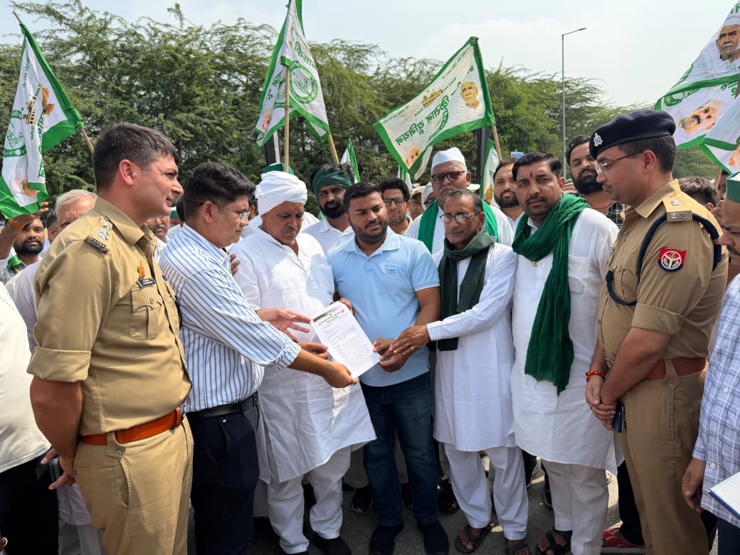 भारतीय किसान यूनियन ने प्रदर्शन कर जताया विरोध:दिल्‍ली जाने से रोकने पर नाराज थे किसान