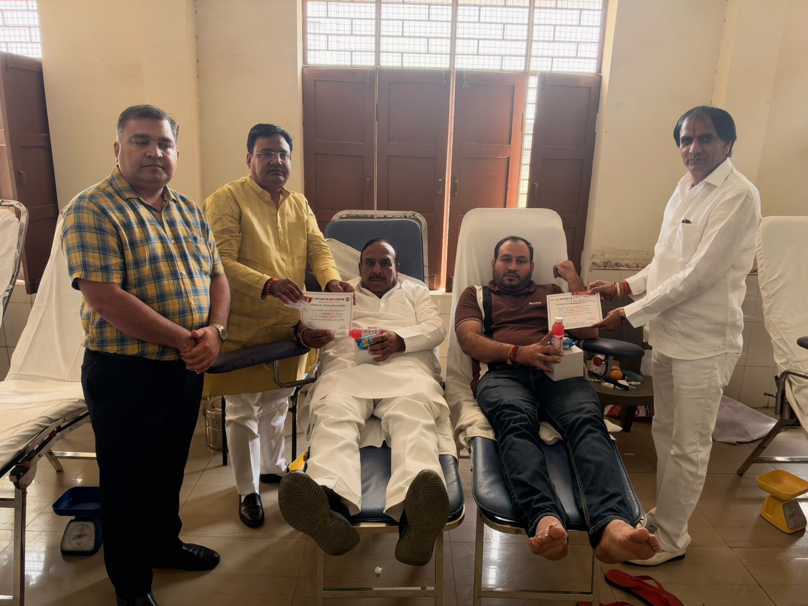 रोटरी क्लब ऑफ़ ग्रेटर नोएडा ने लगाया ब्‍लड डोनेशन कैंप:मिहिर भोज बालिका डिग्री कॉलेज में आयोजित हुआ कैंप