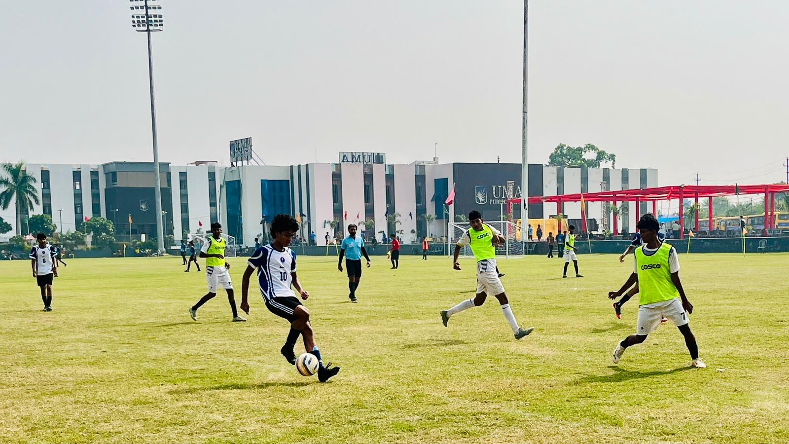 उमा पब्लिक स्कूल में सीबीएसई राष्ट्रीय फुटबॉल चैंपियनशिप शुरू, 36 टीमें ले रहीं हिस्सा