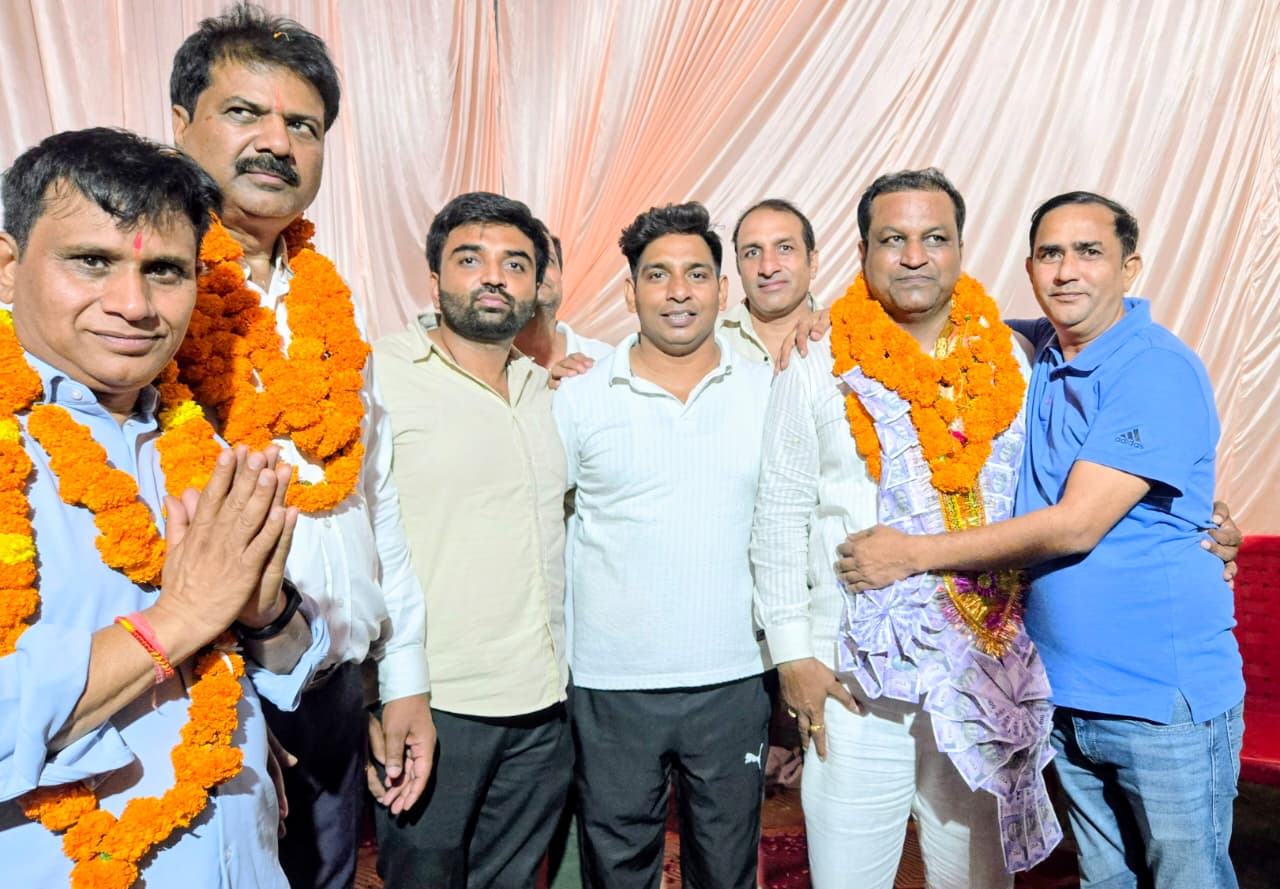 अध्‍यक्ष से ज्‍यादा महासचिव को मिले वोट:अल्‍फा दो सेक्‍टर में RWA की नई टीम गठित